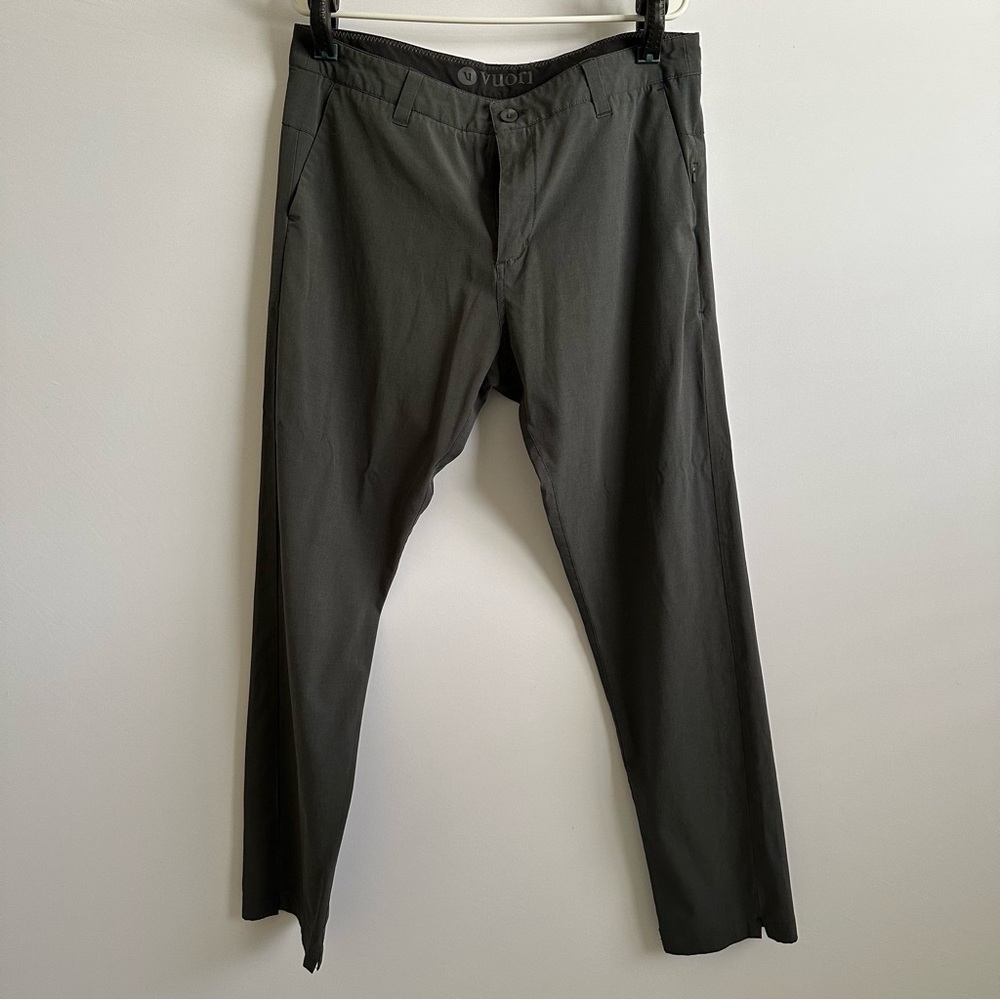 Vuori Aim Chino Pants Mens 34x32 Gray V431